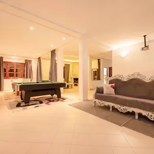 Targa Villa